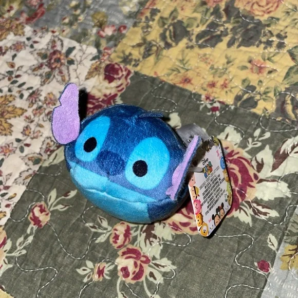 5 piece bundle- Disney Tsum-Tsum Mickey Mouse set! NWT! - Picture 6 of 7